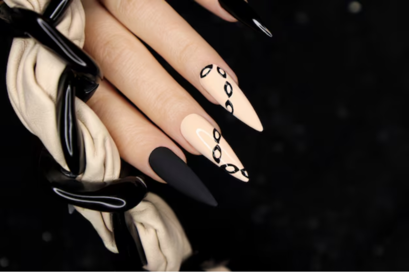 Black Nails: The Ultimate Cool & Bold Nail Trend You Need