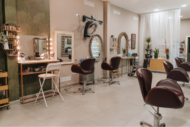 Transform Your Space with Stunning Beauty Salon Stations