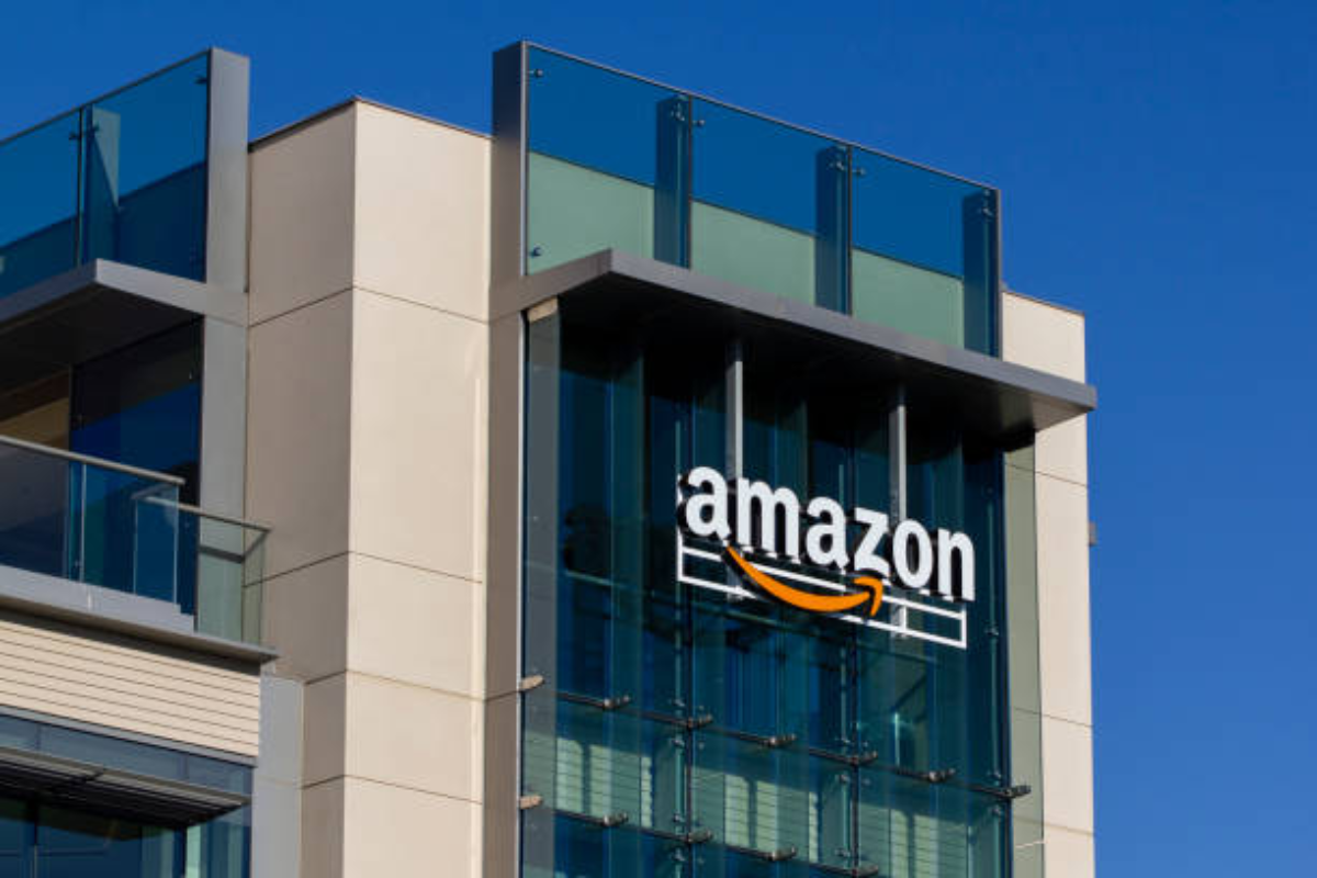 Amazon FBA Specialist byHyperzon